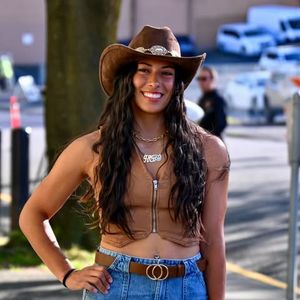 Image post by @reynareyes_16 on Instagram