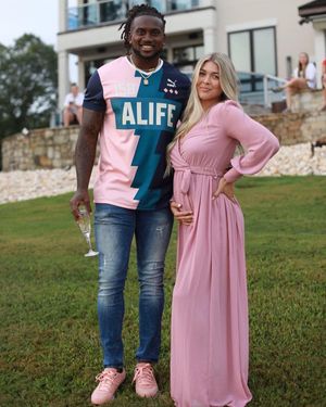 Image post by @ceeflashpee on Instagram