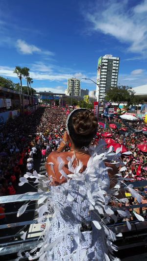 Video post by @ivetesangalo on TikTok