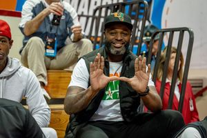 Image post by @MiamiHurricanes on Twitter