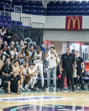 Image post by @luhibasketball on Instagram