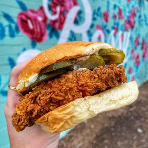 Image post by @sliceofclt on Instagram