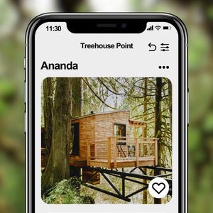 Image post by @treehousepoint on Instagram