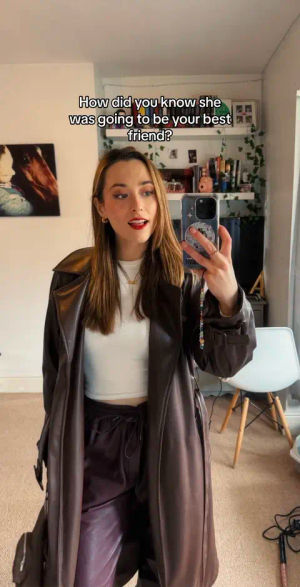 Image post by @alicespixels on TikTok