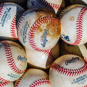 Image post by @louisvillebats on Instagram