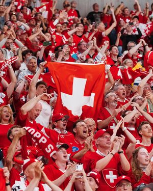 Image post by @swissicehockeymen on Instagram