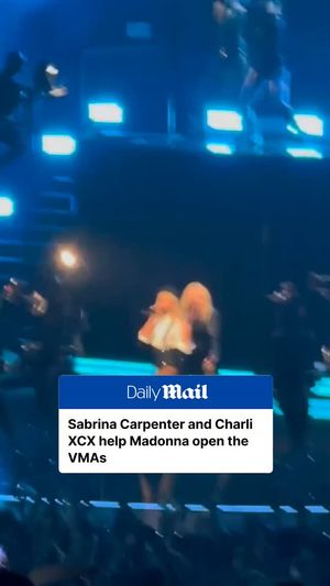 Image post by @dailymail on Instagram