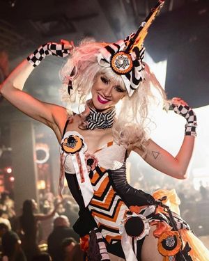 Image post by @marqueelv on Facebook