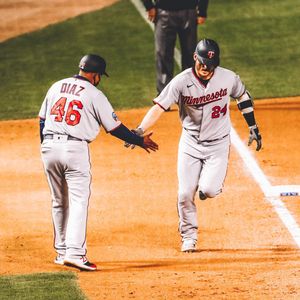 Image post by @twins on Instagram