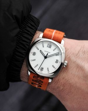 Image post by @fearswatches on Instagram