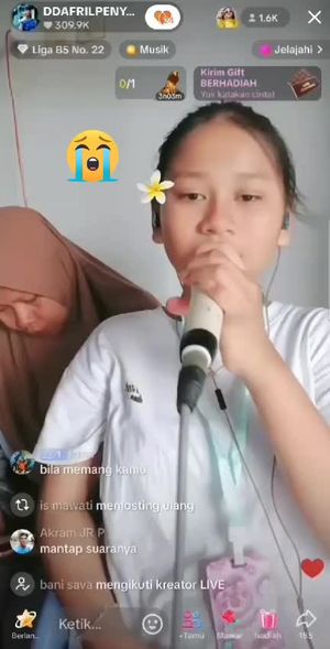 Video post by @da7april on TikTok