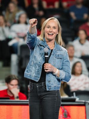 Image post by @hopemaiercreative on Instagram