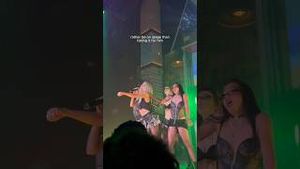 Video post by @hayeswarner on YouTube