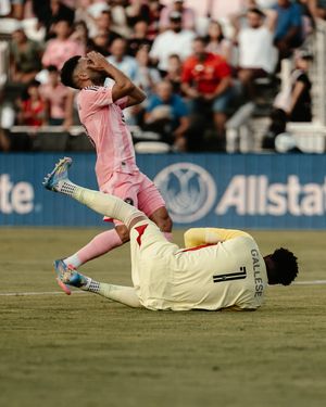 Image post by @thepictureboxphoto on Instagram