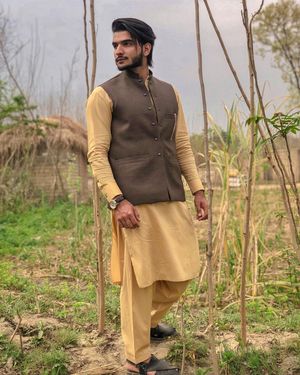 Image post by @humayunkhaan on Instagram