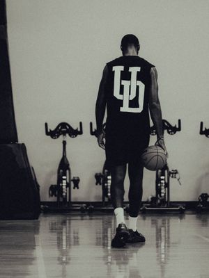 Image post by @bportistime on Instagram