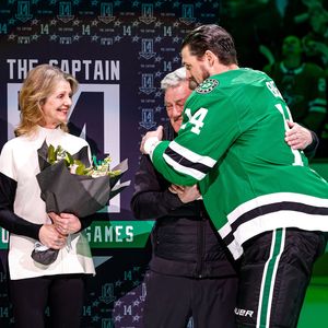 Image post by @dallasstars on Instagram