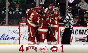 Image post by @DU_Hockey on Twitter