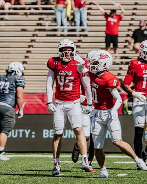 Image post by @unmlobofb on Instagram