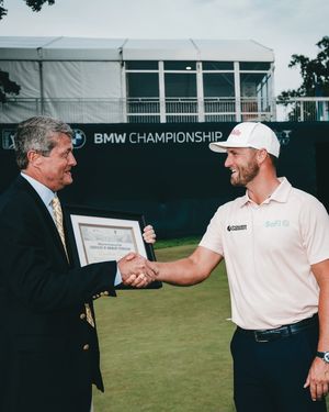 Image post by @bmwchamps on Instagram