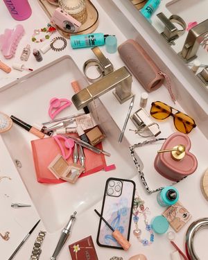 Image post by @benefitcosmetics on Instagram