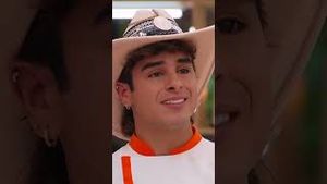 Video post by @telemundo on YouTube