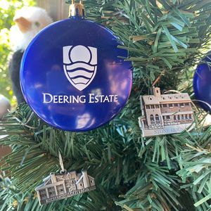 Image post by @deeringestate on Instagram