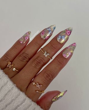Image post by @nailartbyjen on Instagram