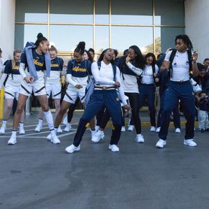 Image post by @calwbball on Instagram