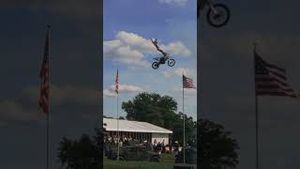 Video post by @nitrocircus on YouTube
