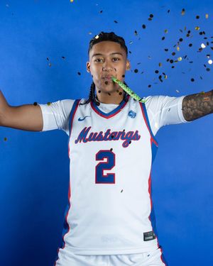 Image post by @SMUWBB on Twitter