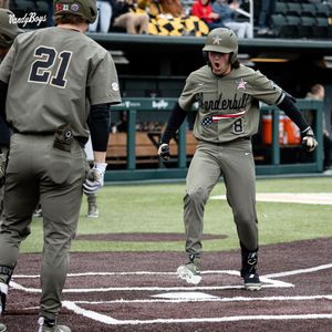 Image post by @vandyboys on Instagram