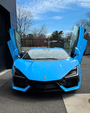 Image post by @lambogreenwich on Instagram