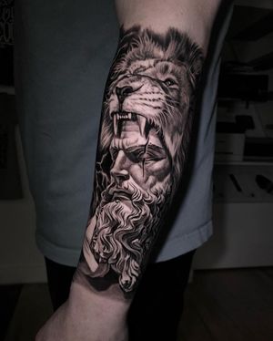 Image post by @skindesigntattoos on Instagram