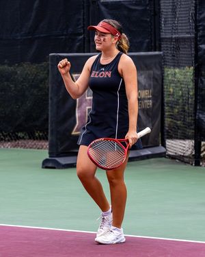 Image post by @elonwtennis on Instagram