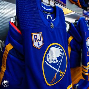 Image post by @buffalosabres on Instagram