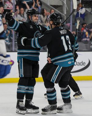 Image post by @sjbarracuda on Twitter