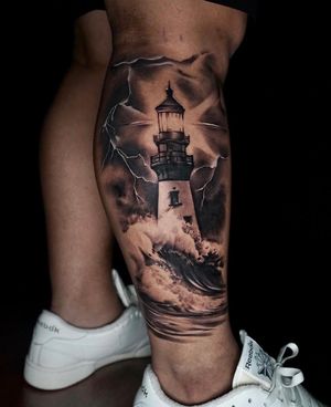 Image post by @skindesigntattoos on Instagram