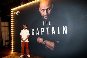 Image post by @ravishingrandyrude on Instagram