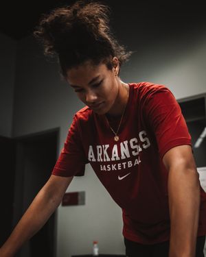 Image post by @RazorbackWBB on Twitter