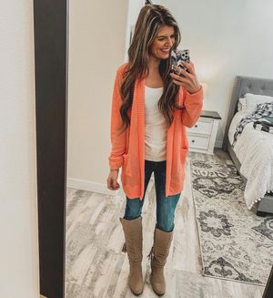 Image post by @shopfillyflair on Instagram
