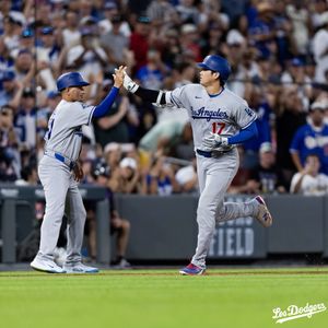 Image post by @losdodgers on Instagram