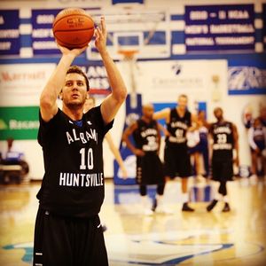 Image post by @uahchargers on Instagram