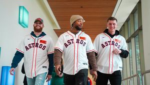 Image post by @cchooks on Twitter