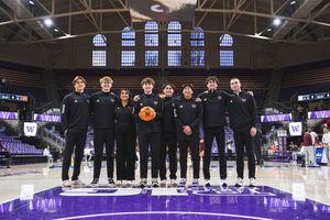 Image post by @uw_mbb on Instagram