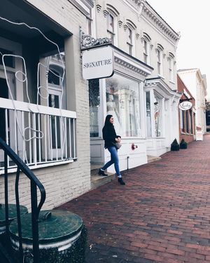 Image post by @khuyentdinh on Instagram