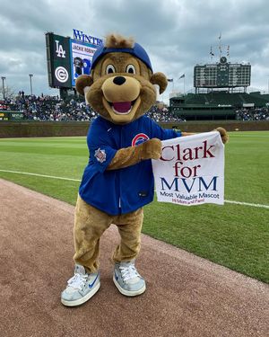 Image post by @clarkthecub on Instagram