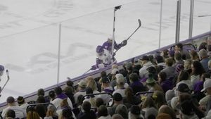 Image post by @tommiemhockey on Instagram