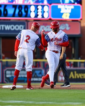 Image post by @fightins on Instagram