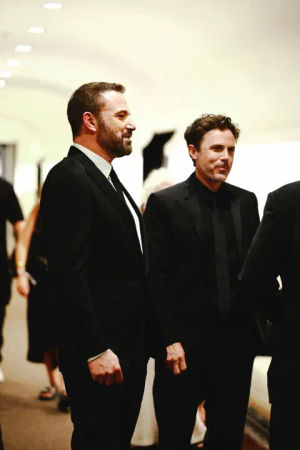 Image post by @people on TikTok